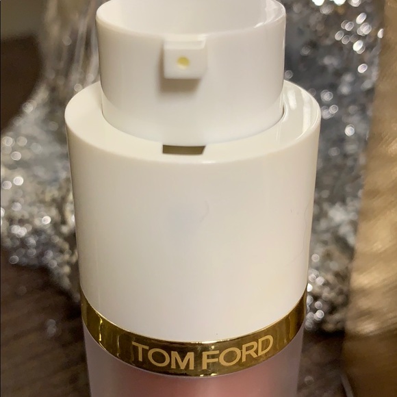 TOM FORD Skin Illuminator Fire Lust 01 - Picture 6 of 7